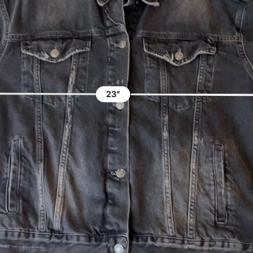 We Free People Distressed Denim Jean Jacket Oversized Y2K Streetwear Medium NWOT - Picture 9 of 10